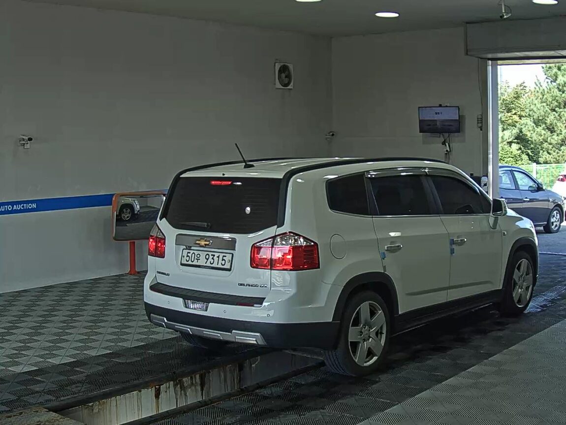 CHEVROLET (DAEWOO) ORLANDO 2.0 DIESEL LTZ PREMIUM 2012 - zdjęcie 5