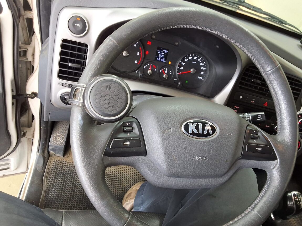 KIA BONGO III CARGO WING BODY 1.2 TON 2018 - zdjęcie 19
