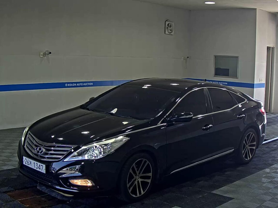HYUNDAI GRANDEUR HG HG 300 PRIME 2011 - zdjęcie 2
