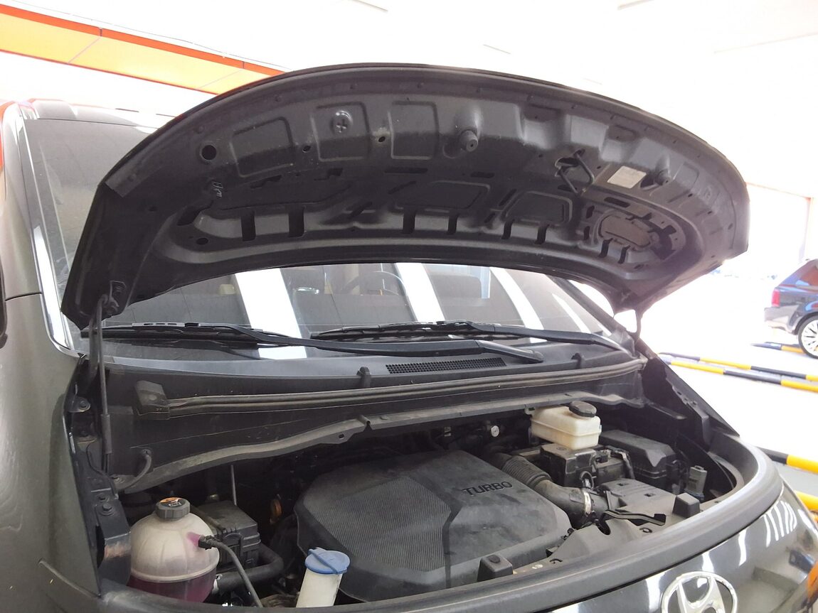HYUNDAI STARIA 2.2 DIESEL TOURER 9-SEATER 2WD MODERN 2022 - zdjęcie 18