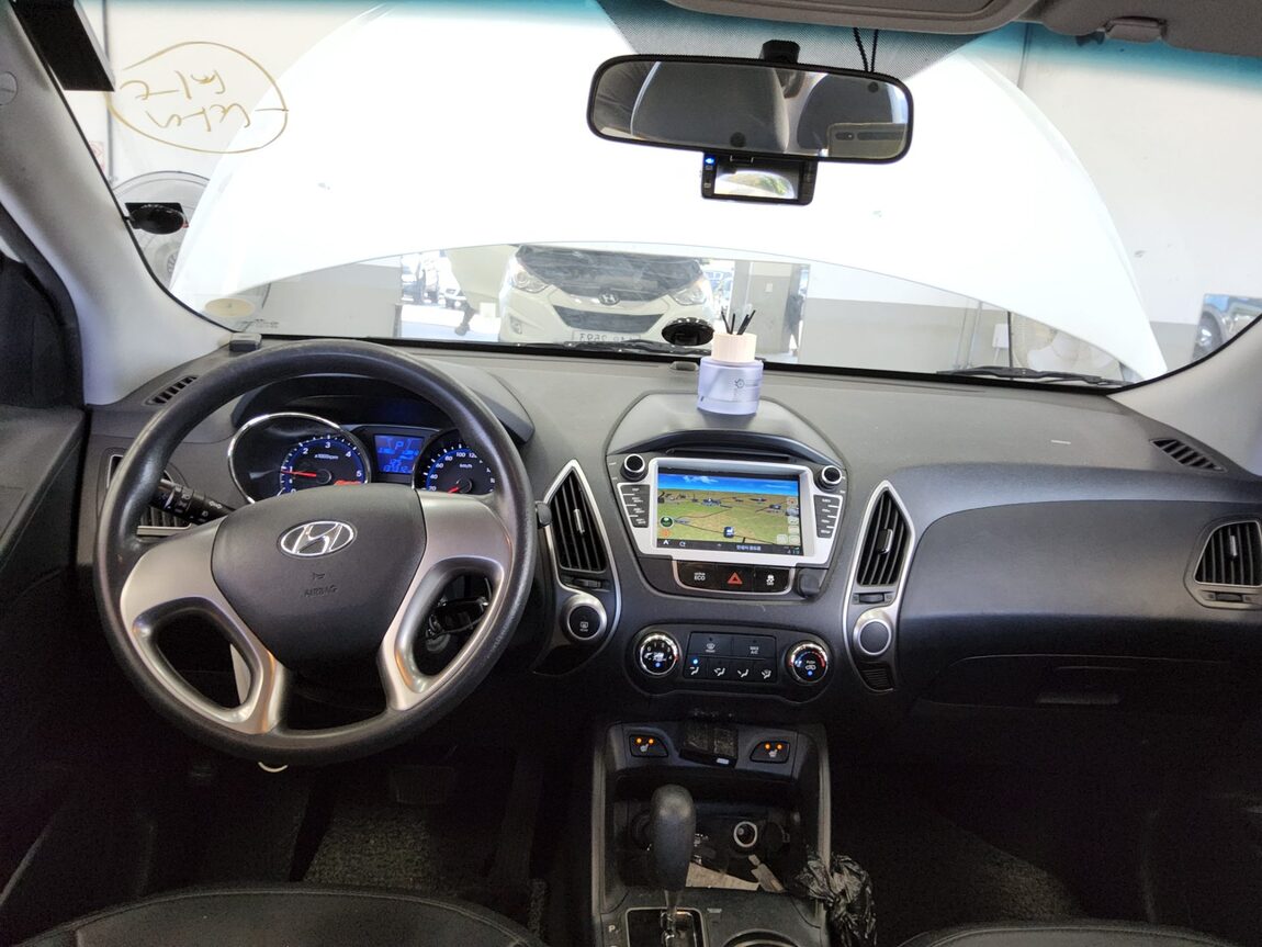 HYUNDAI TUCSON ix DIESEL R20 2WD X20 LUXURY 2012 - zdjęcie 11