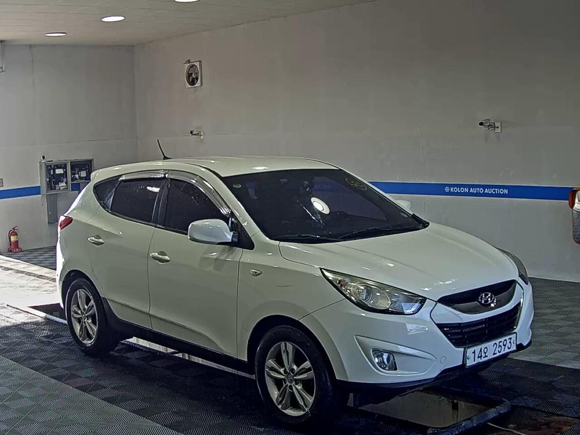 HYUNDAI TUCSON ix DIESEL R20 2WD X20 LUXURY 2012 - zdjęcie 3