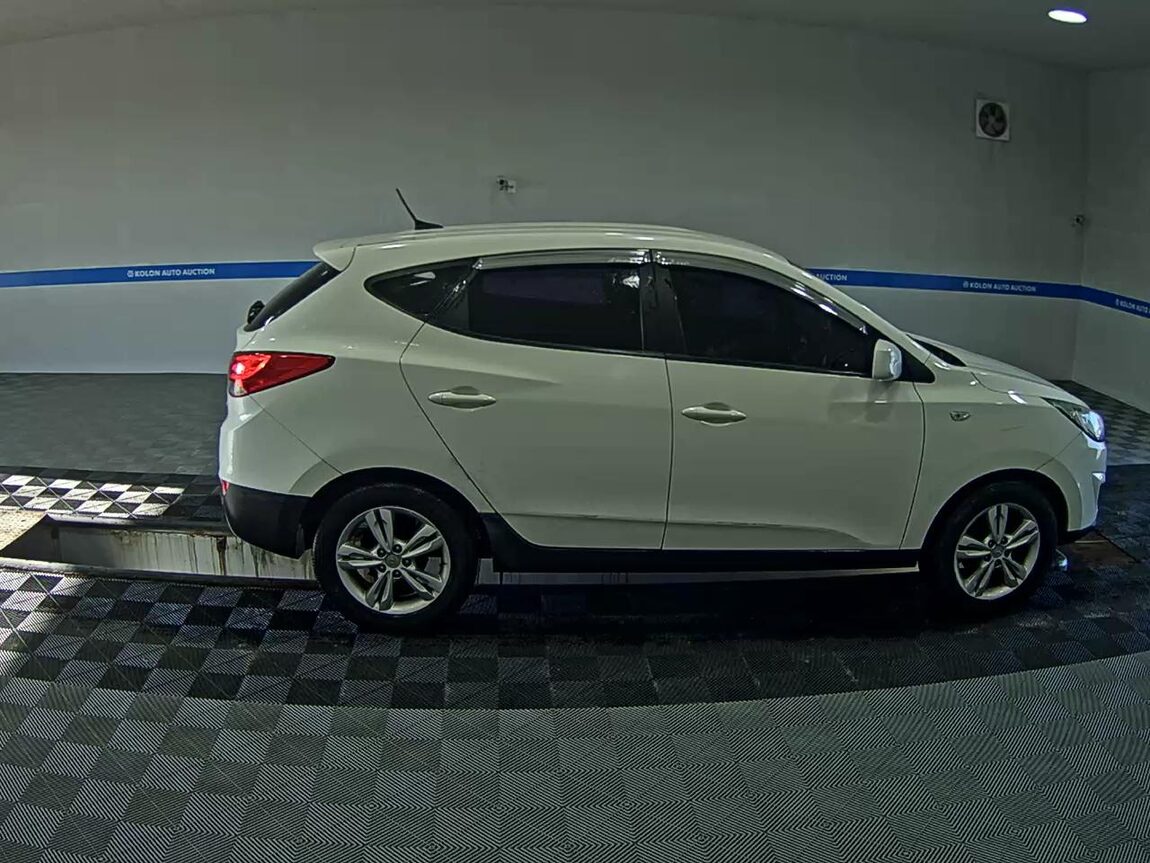HYUNDAI TUCSON ix DIESEL R20 2WD X20 LUXURY 2012 - zdjęcie 4