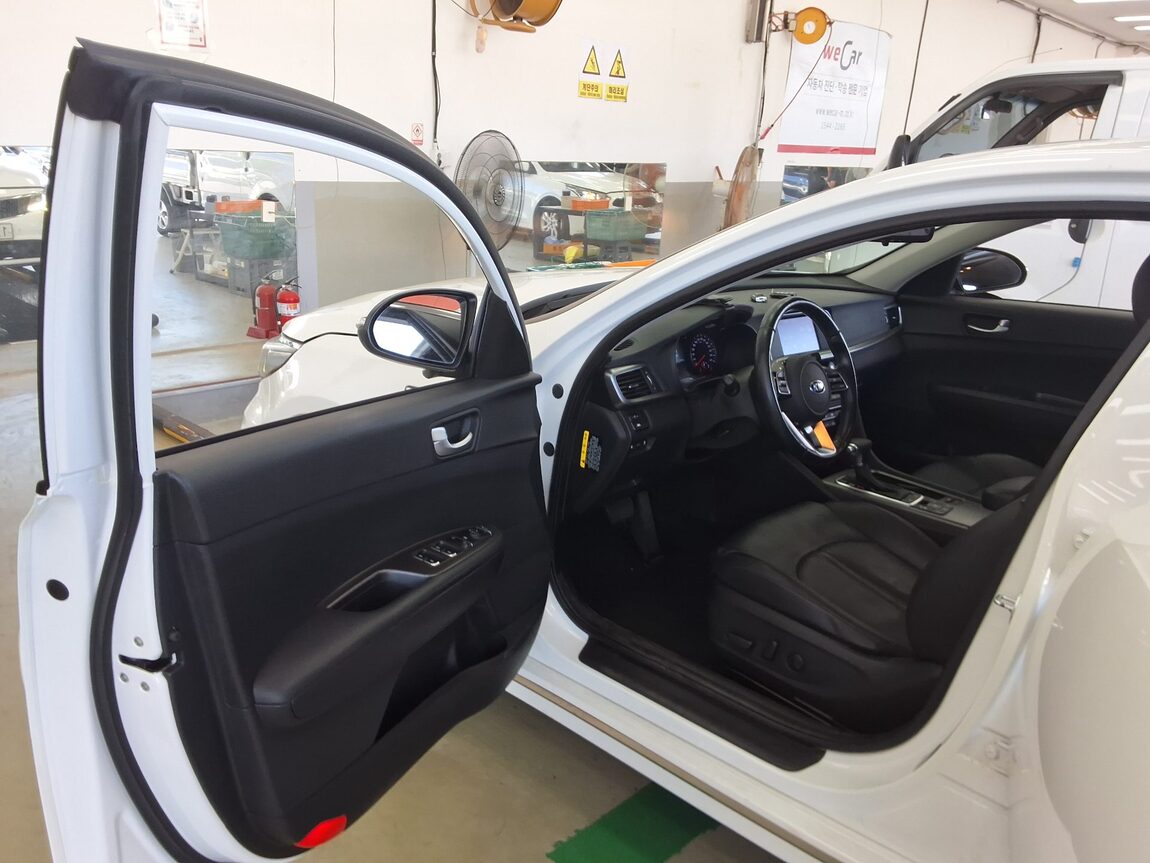 KIA NEW NEW K5 2.0 GASOLINE PRESTIGE 2020 - zdjęcie 10