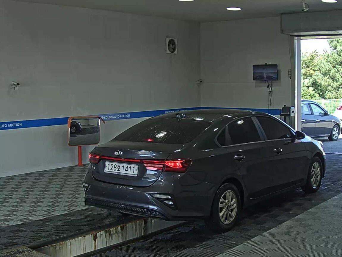 KIA ALL NEW K3 1.6 GASOLINE LUXURY 2020 - zdjęcie 5
