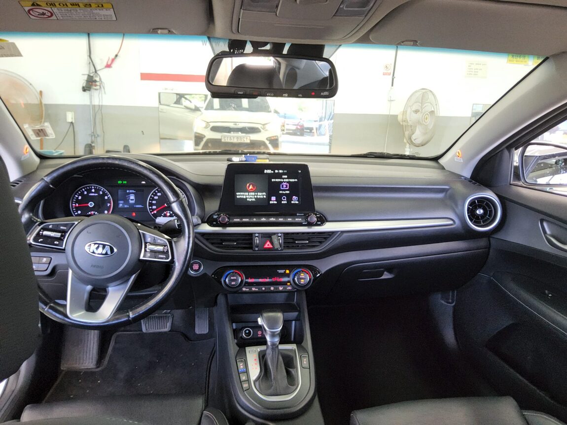 KIA ALL NEW K3 1.6 GASOLINE LUXURY 2020 - zdjęcie 11