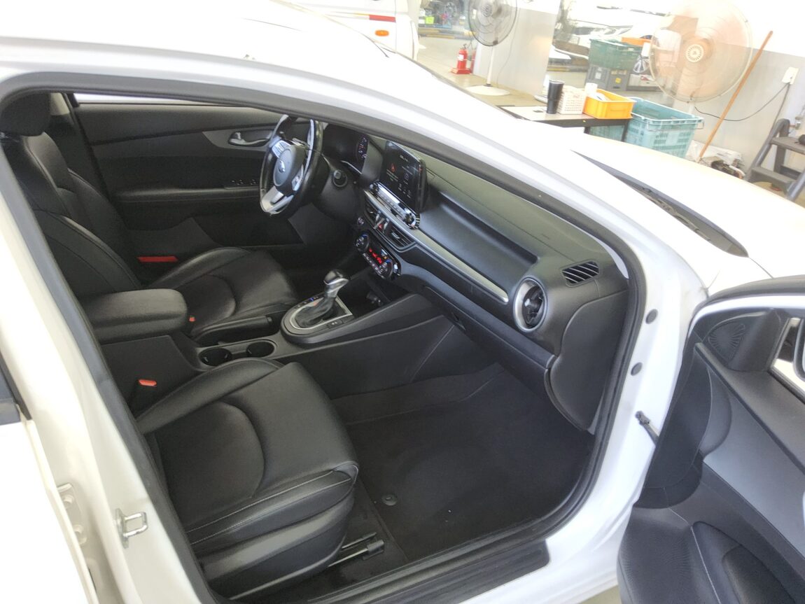 KIA ALL NEW K3 1.6 GASOLINE LUXURY 2020 - zdjęcie 14