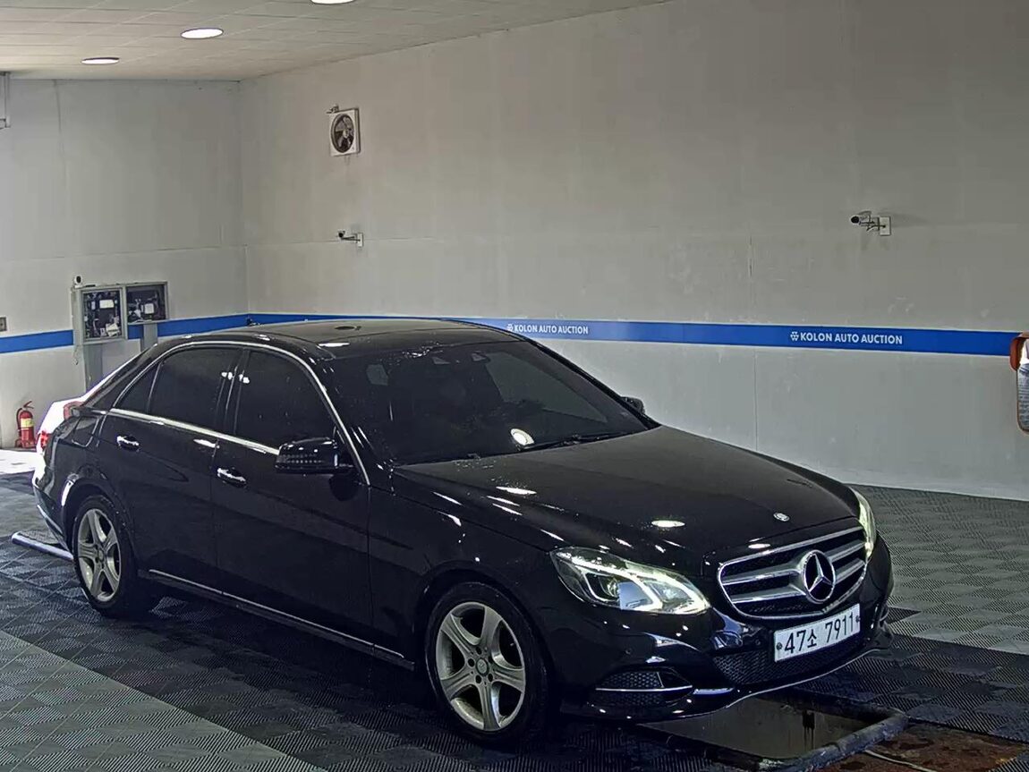 MERCEDES-BENZ E-CLASS (4TH GEN) E250 CDI 4MATIC 2014 - zdjęcie 3