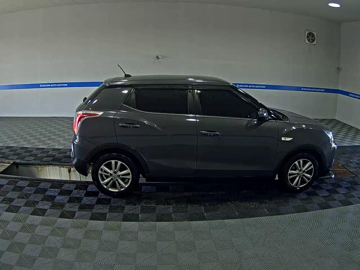 KG MOBILITY (SSANGYONG) TIVOLI ARMOUR 1.6 DIESEL TX 2018 - zdjęcie 4
