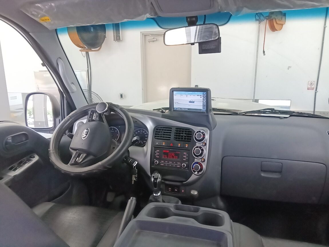 KIA THE NEW BONGO III CARGO 1 TON 4WD DOUBLE CAB LONG WHEELBASE GL 2022 - zdjęcie 23
