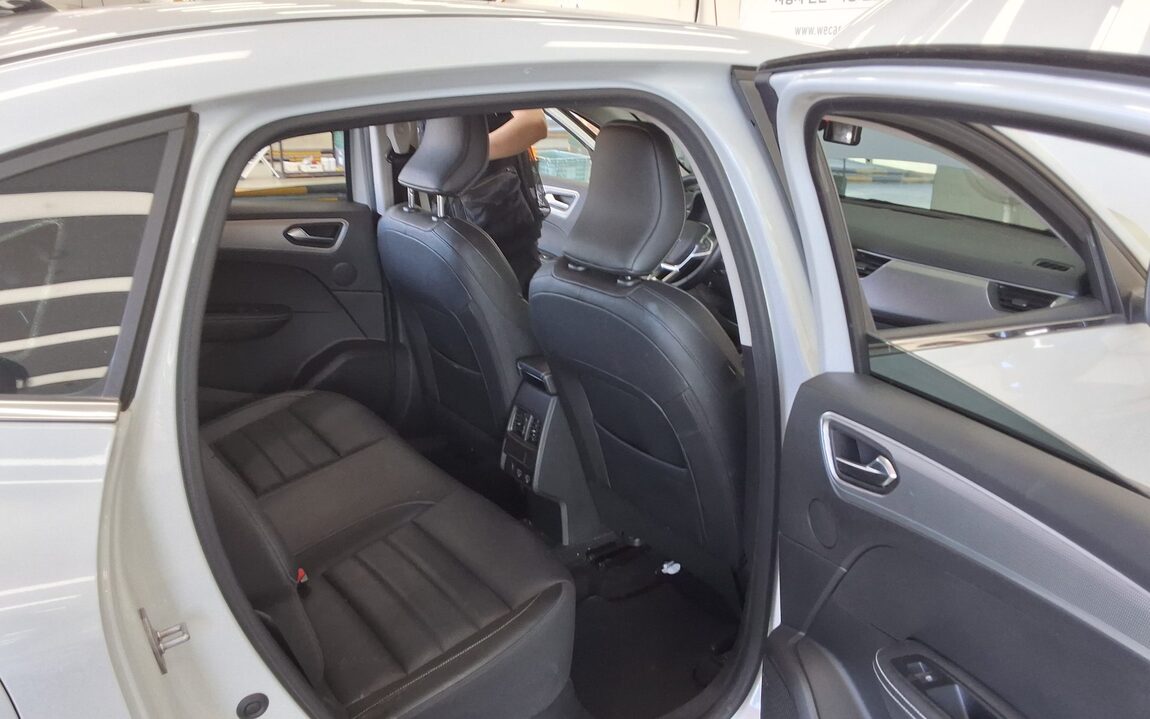 RENAULT (SAMSUNG) XM3 1.6 GTe RE 2023 - zdjęcie 13