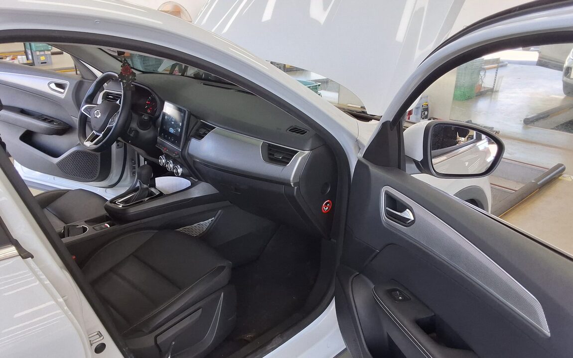 RENAULT (SAMSUNG) XM3 1.6 GTe RE 2023 - zdjęcie 14
