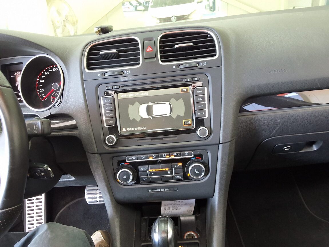 VOLKSWAGEN GOLF (6TH GEN) 2.0 GTD 2013 - zdjęcie 24