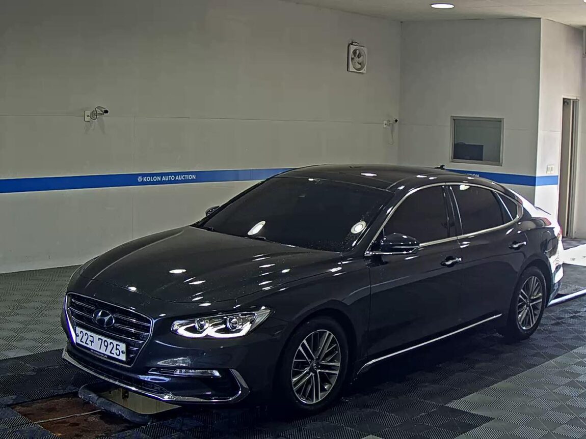 HYUNDAI GRANDEUR IG 2.4 GDi PREMIUM 2019 - zdjęcie 2