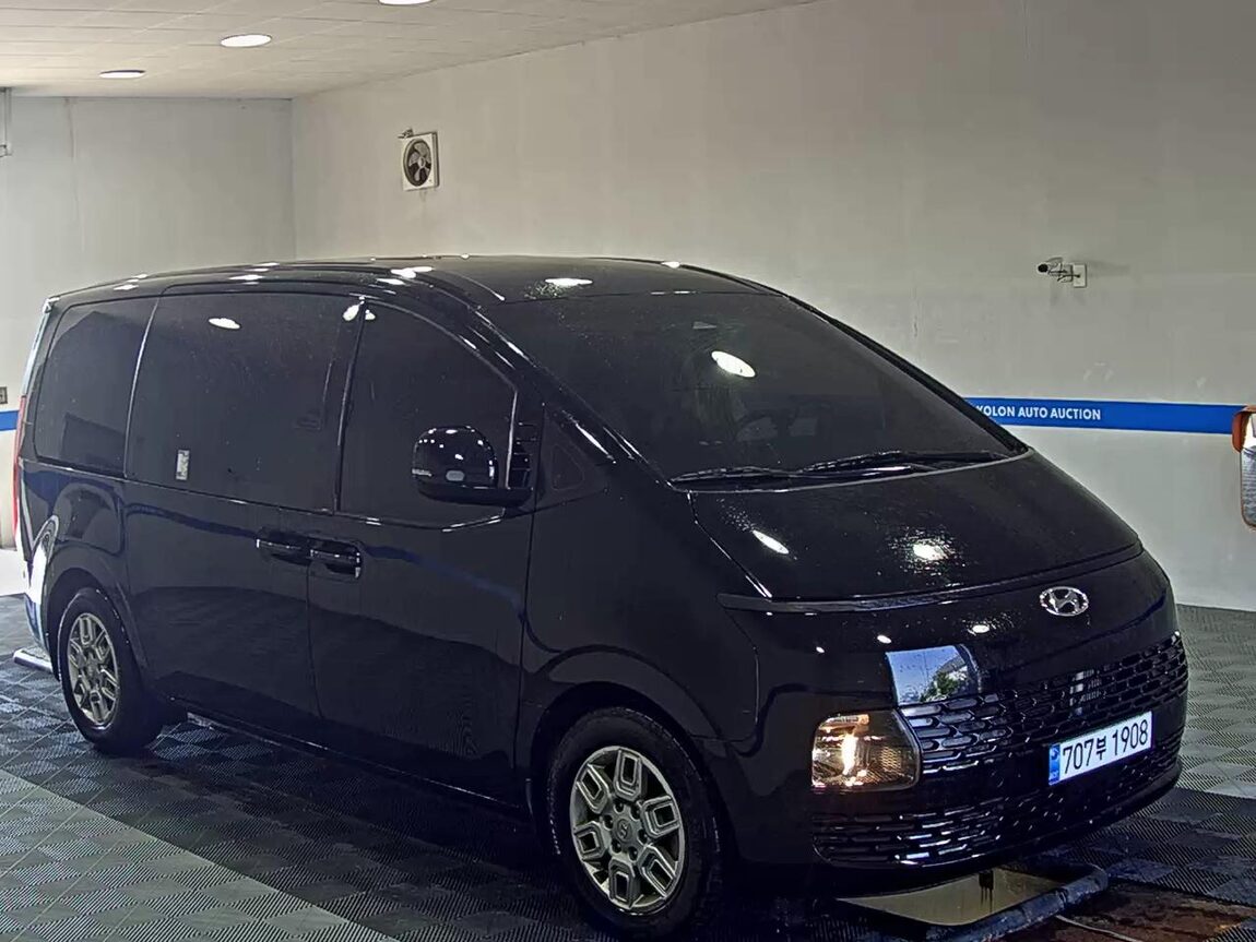 HYUNDAI STARIA 2.2 DIESEL TOURER 11-SEATER 2WD MODERN 2022 - zdjęcie 3