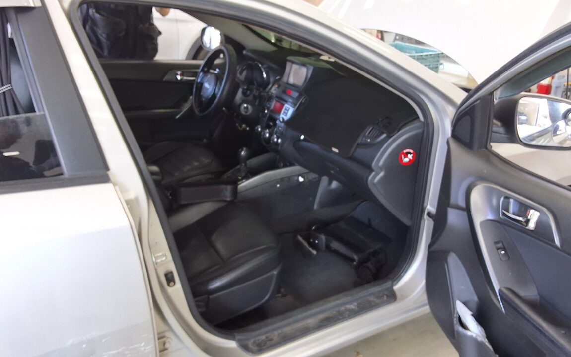 KIA FORTE 1.6 GDI LUXURY 2013 - zdjęcie 14