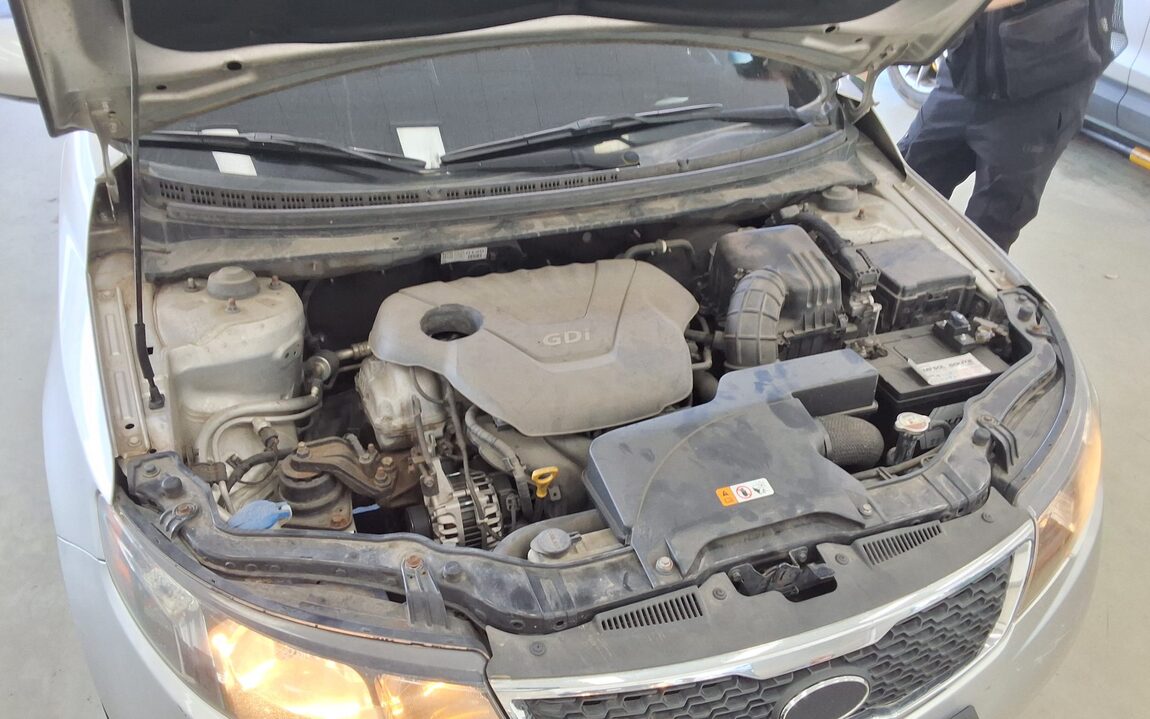 KIA FORTE 1.6 GDI LUXURY 2013 - zdjęcie 21
