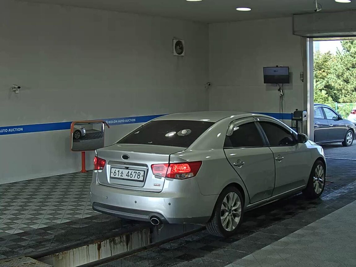 KIA FORTE 1.6 GDI LUXURY 2013 - zdjęcie 5