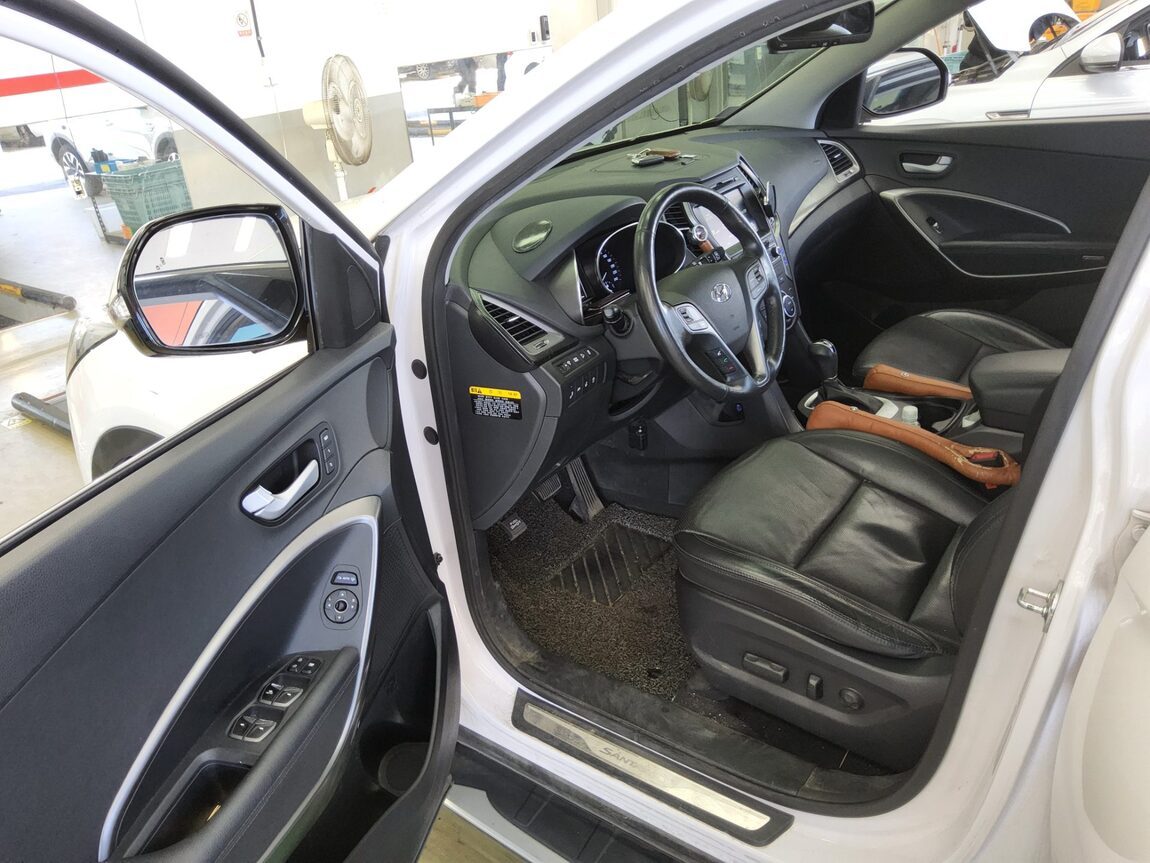 HYUNDAI SANTA FE THE PRIME DIESEL R2.0 2WD EXCLUSIVE 2016 - zdjęcie 10
