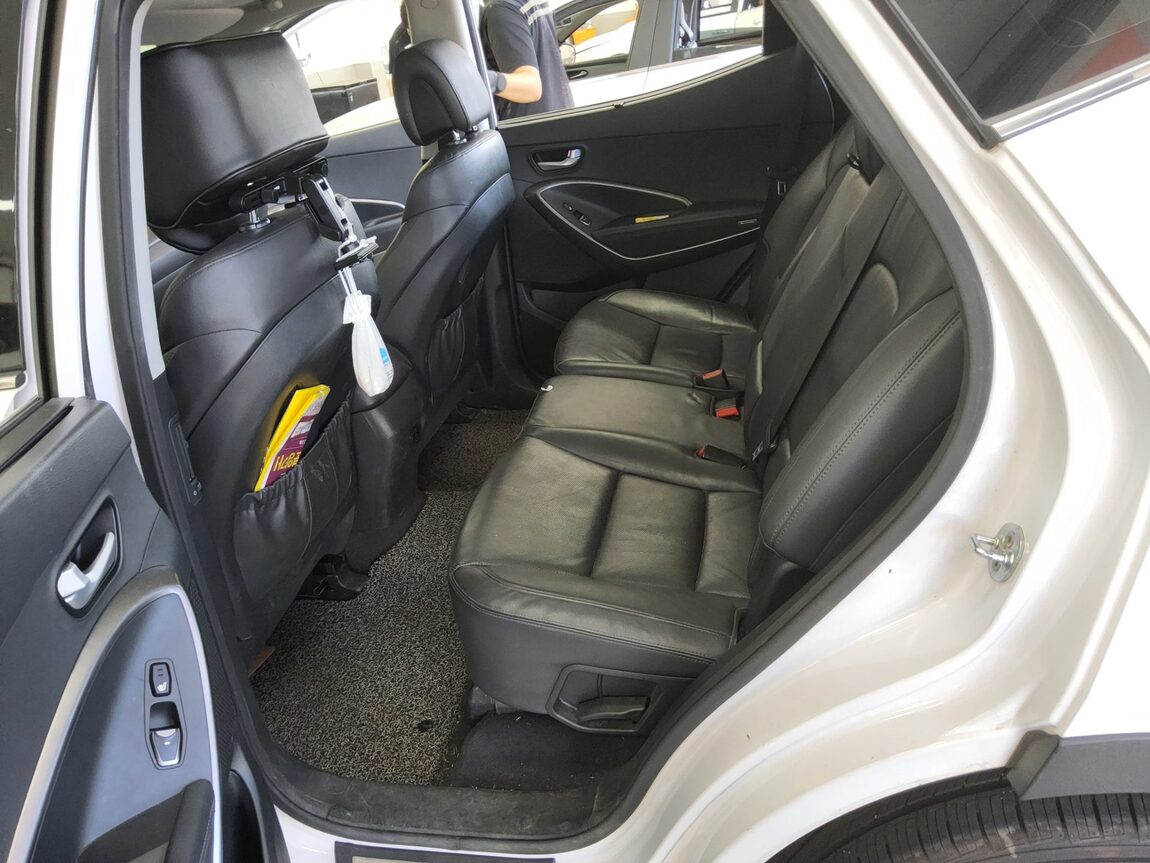 HYUNDAI SANTA FE THE PRIME DIESEL R2.0 2WD EXCLUSIVE 2016 - zdjęcie 12
