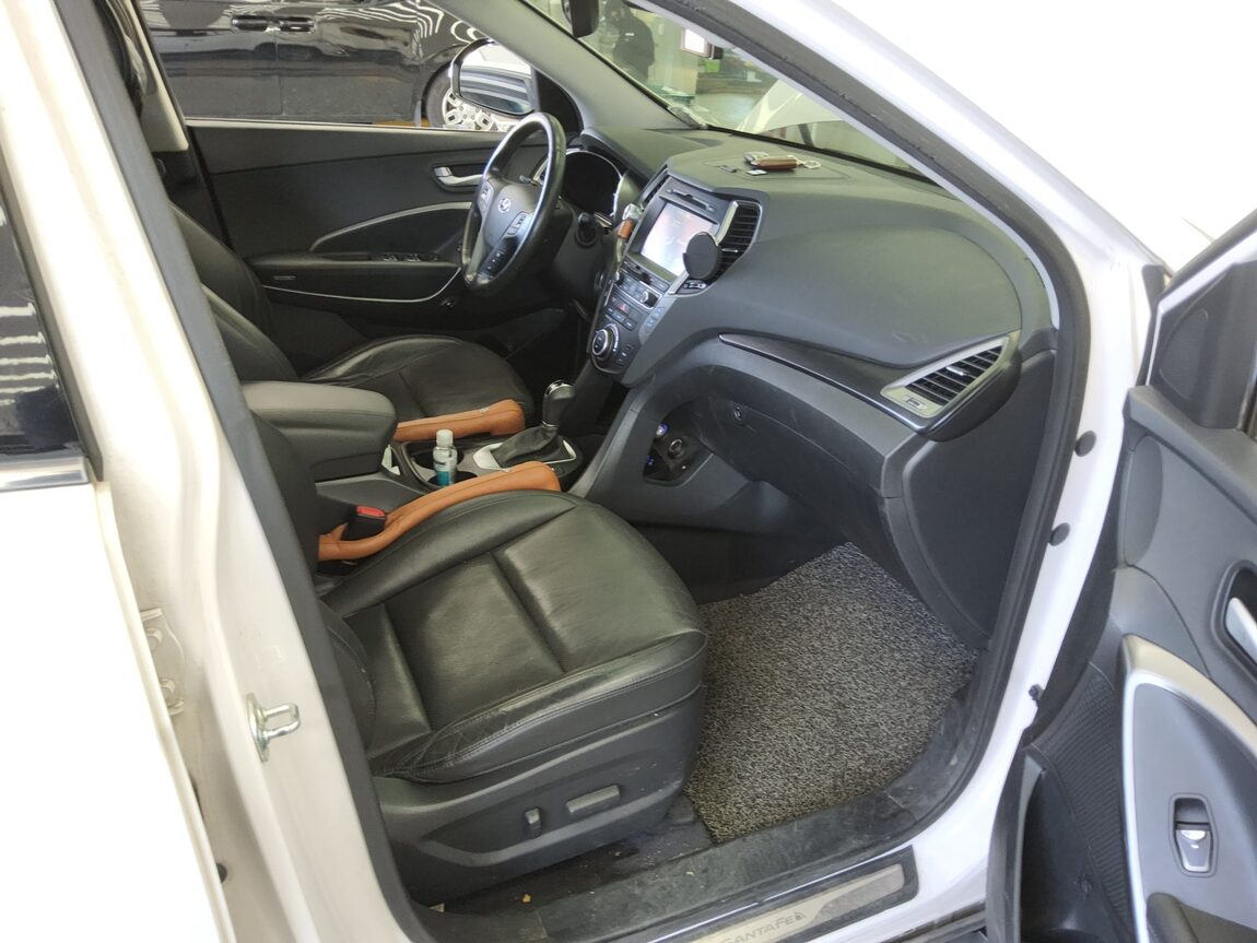 HYUNDAI SANTA FE THE PRIME DIESEL R2.0 2WD EXCLUSIVE 2016 - zdjęcie 14