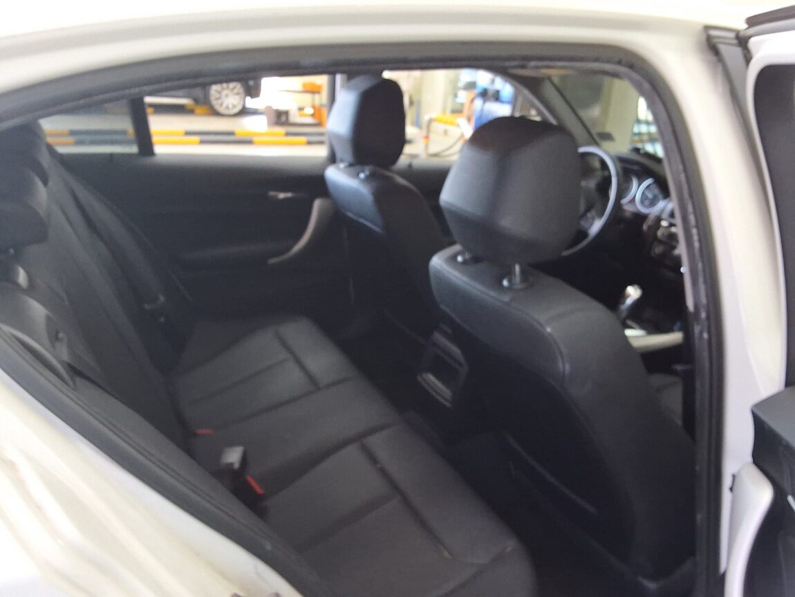 BMW 1 SERIES (2ND GEN) 5-DOOR 118d JOY 2017 - zdjęcie 14