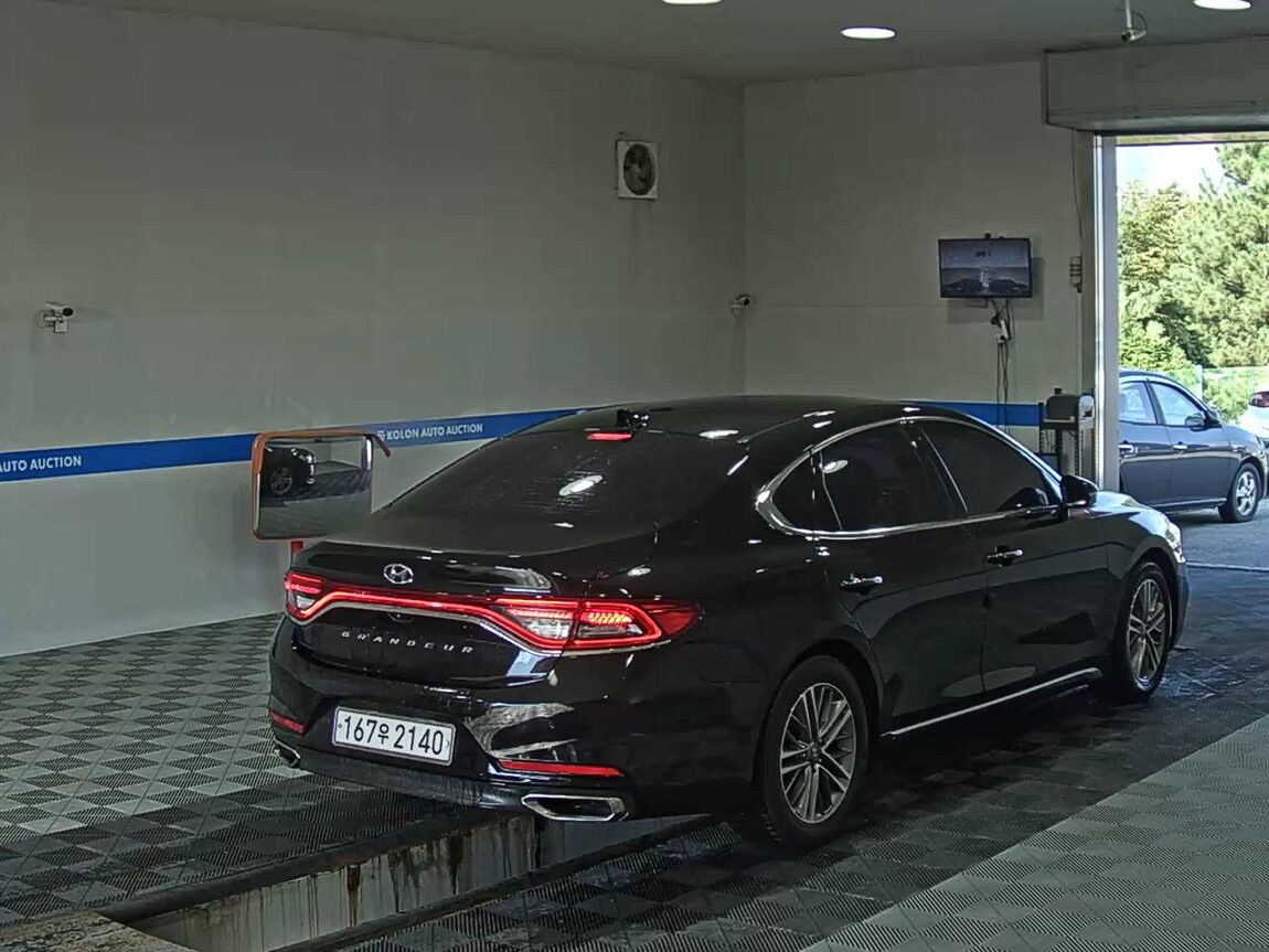 HYUNDAI GRANDEUR IG 2.4 GDi MODERN 2018 - zdjęcie 5