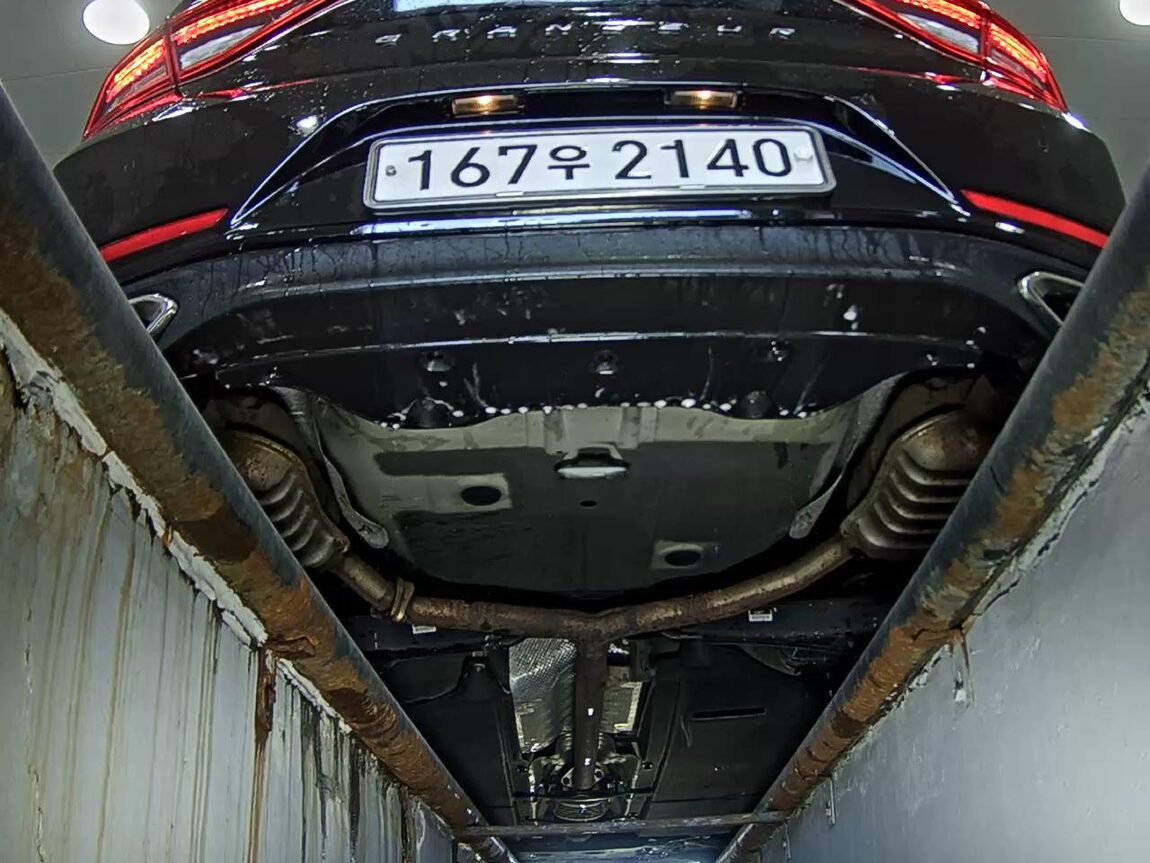 HYUNDAI GRANDEUR IG 2.4 GDi MODERN 2018 - zdjęcie 8