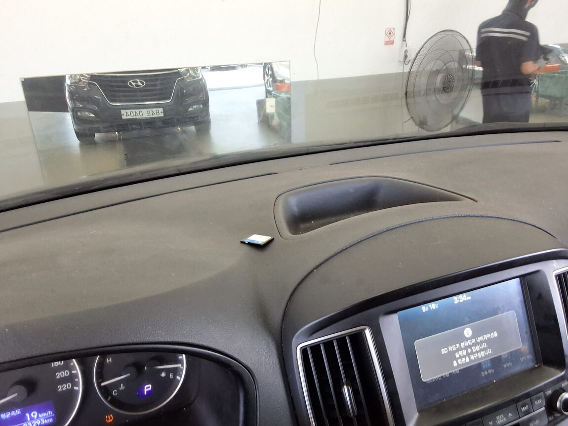 HYUNDAI THE NEW GRAND STAREX 5-SEATER DIESEL VAN SMART 2019 - zdjęcie 19
