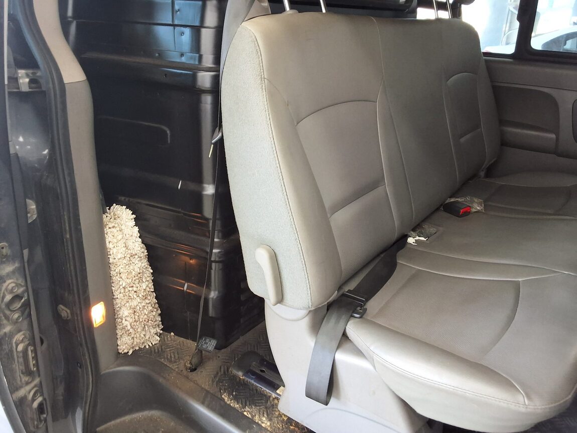 HYUNDAI THE NEW GRAND STAREX 5-SEATER DIESEL VAN SMART 2019 - zdjęcie 13