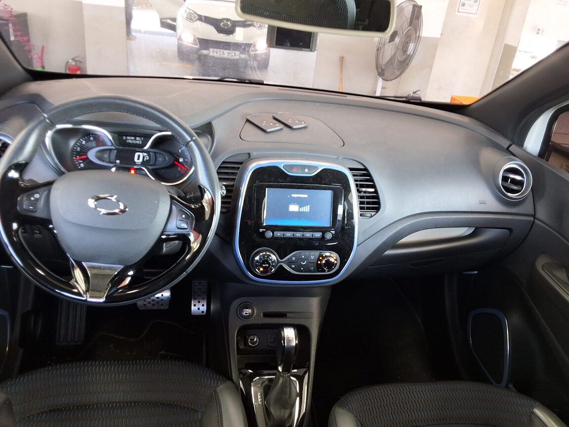 RENAULT (SAMSUNG) QM3 RE SIGNATURE ETOILE WHITE BODY 2017 - zdjęcie 11