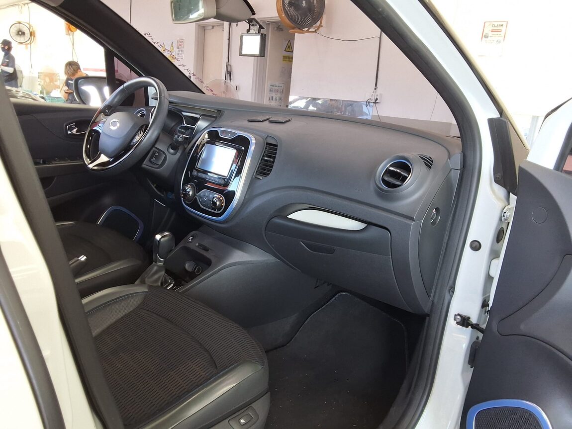 RENAULT (SAMSUNG) QM3 RE SIGNATURE ETOILE WHITE BODY 2017 - zdjęcie 14