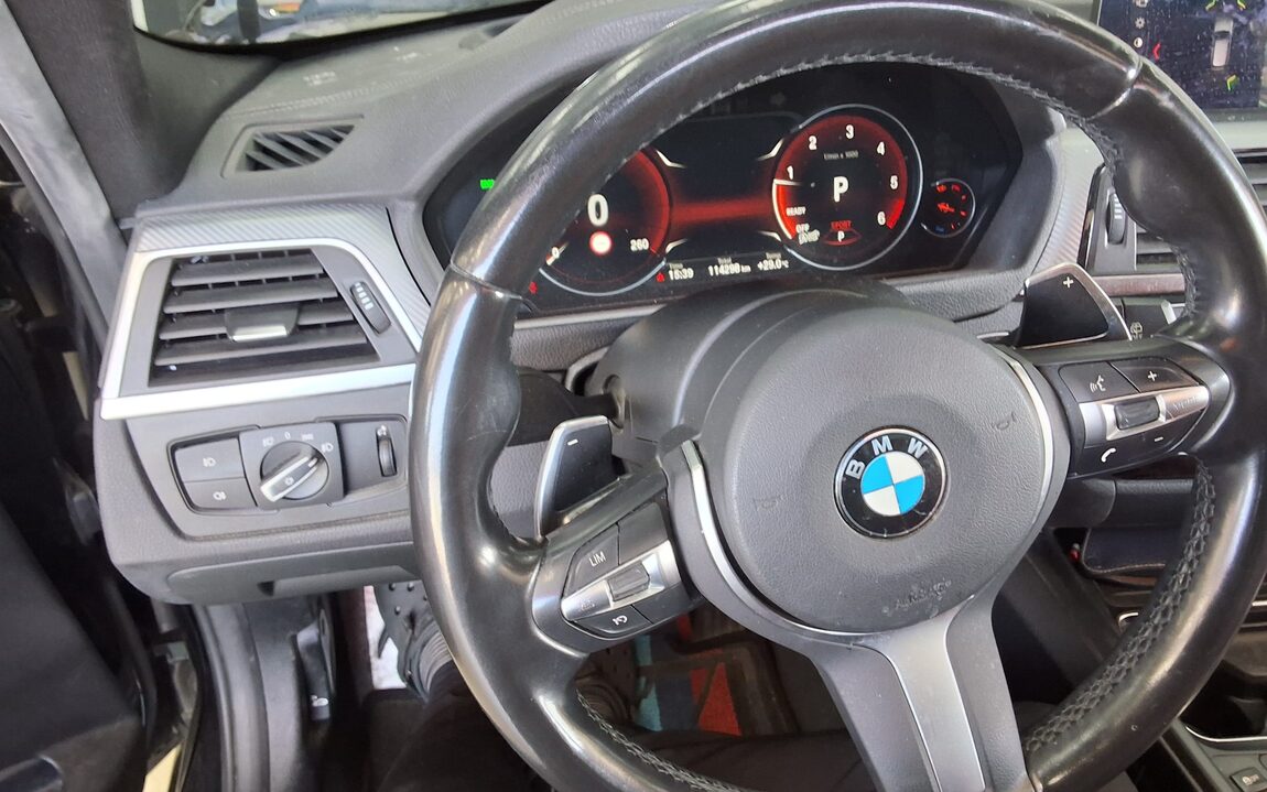 BMW 3 SERIES (6TH GEN) TOURING 320d M SPORT PACK SHADOW 2019 - zdjęcie 17