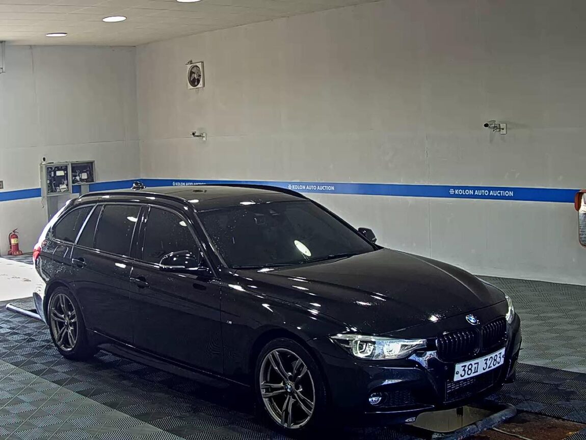 BMW 3 SERIES (6TH GEN) TOURING 320d M SPORT PACK SHADOW 2019 - zdjęcie 3