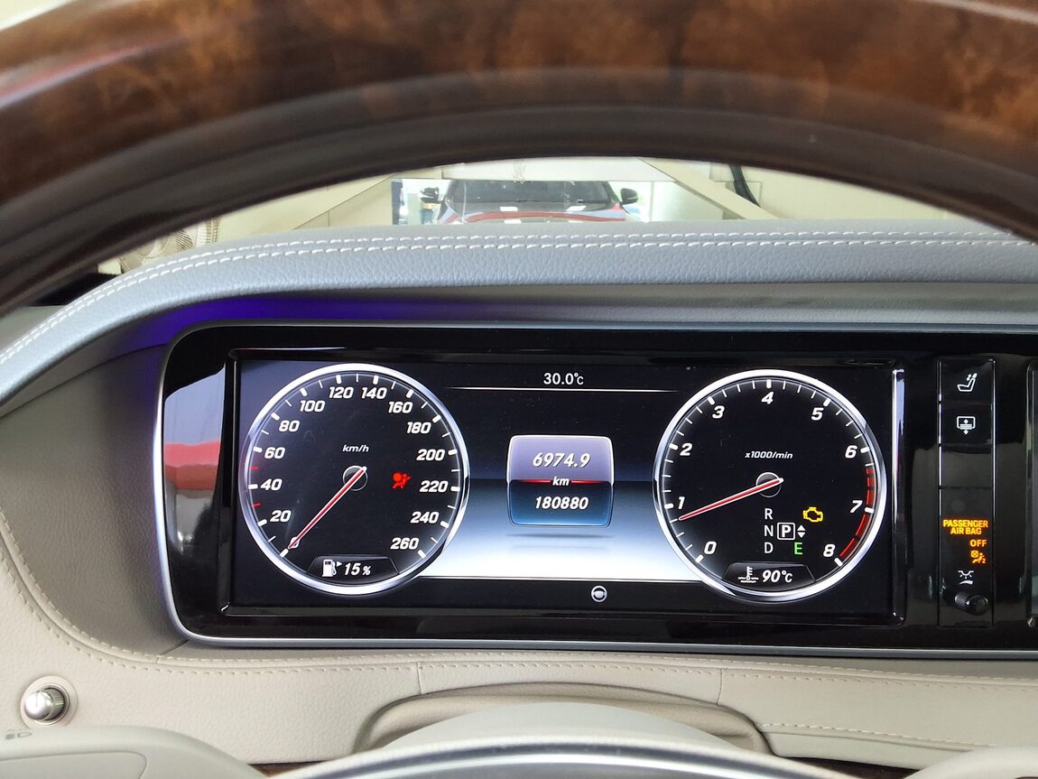 MERCEDES-BENZ S-CLASS (6TH GEN) S550L 4MATIC 2015 - zdjęcie 10