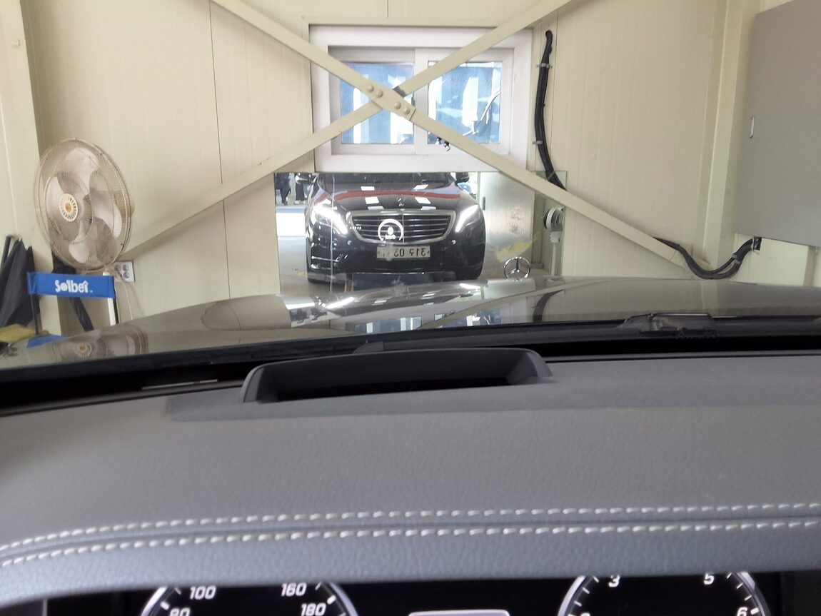 MERCEDES-BENZ S-CLASS (6TH GEN) S550L 4MATIC 2015 - zdjęcie 26