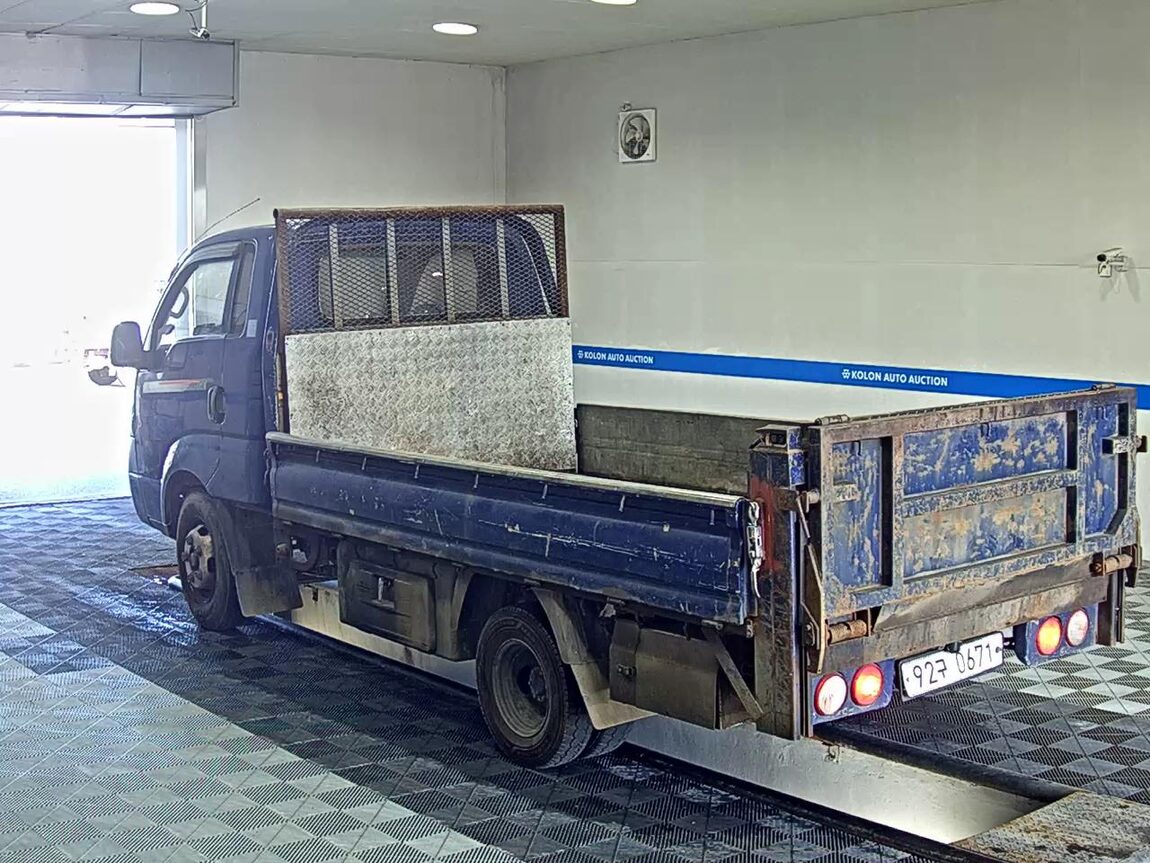 KIA THE NEW BONGO III CARGO 1.2 TON KING CAB EXTRA LONG WHEELBASE GL 2020 - zdjęcie 6