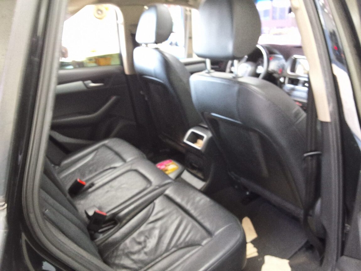 AUDI Q5 2.0 TDI QUATTRO 2011 - zdjęcie 14
