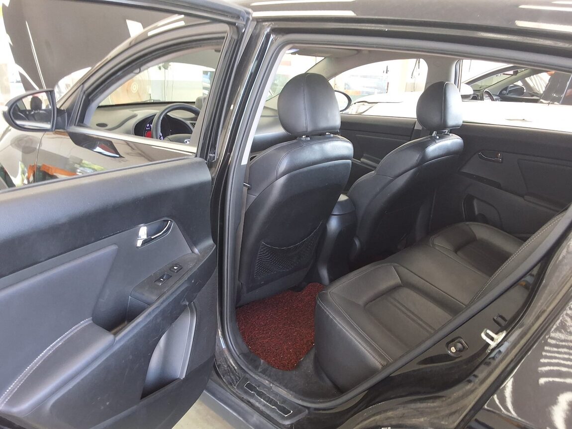 KIA SPORTAGE R DIESEL R2.0 2WD TLX PREMIUM 2011 - zdjęcie 13