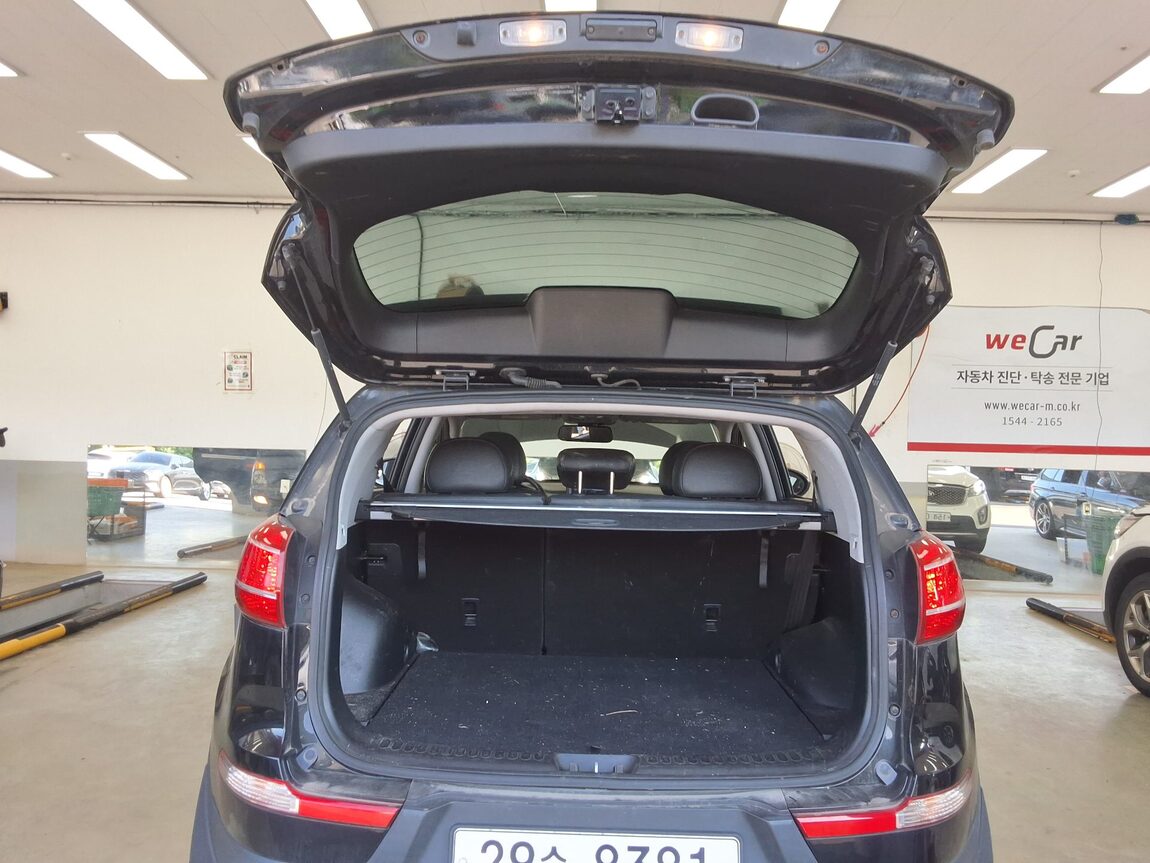 KIA SPORTAGE R DIESEL R2.0 2WD TLX PREMIUM 2011 - zdjęcie 16