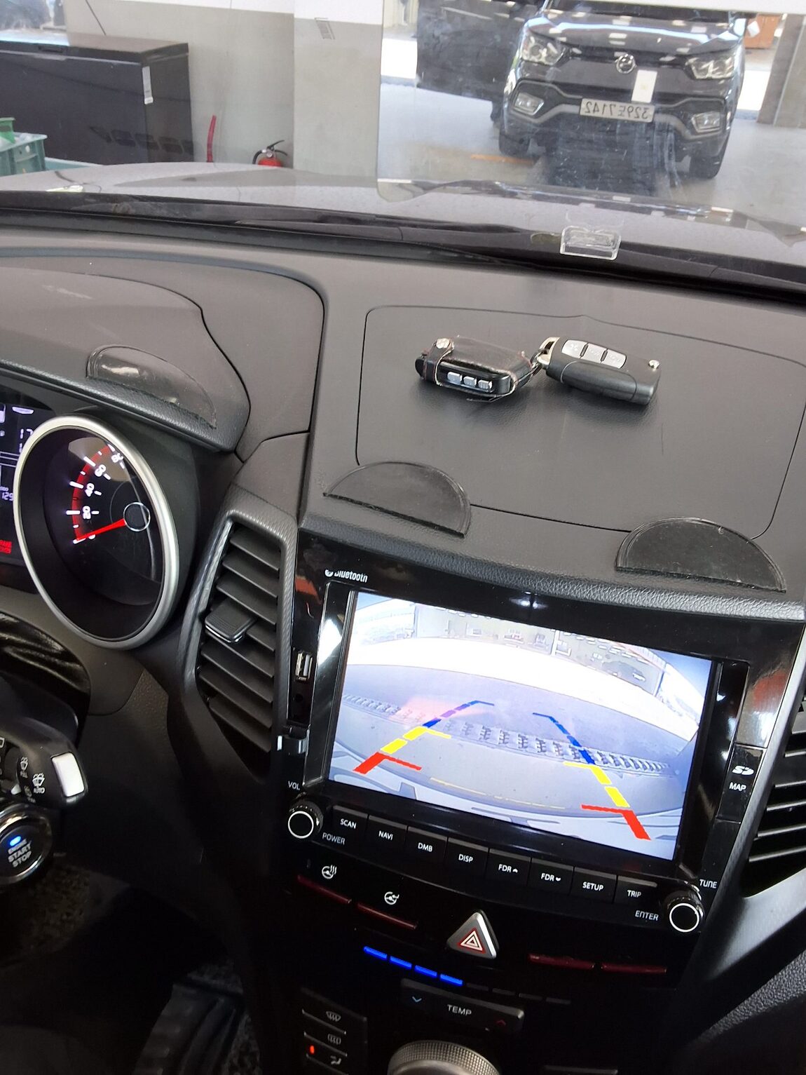 KG MOBILITY (SSANGYONG) TIVOLI AIR DIESEL 2WD IX 2018 - zdjęcie 17