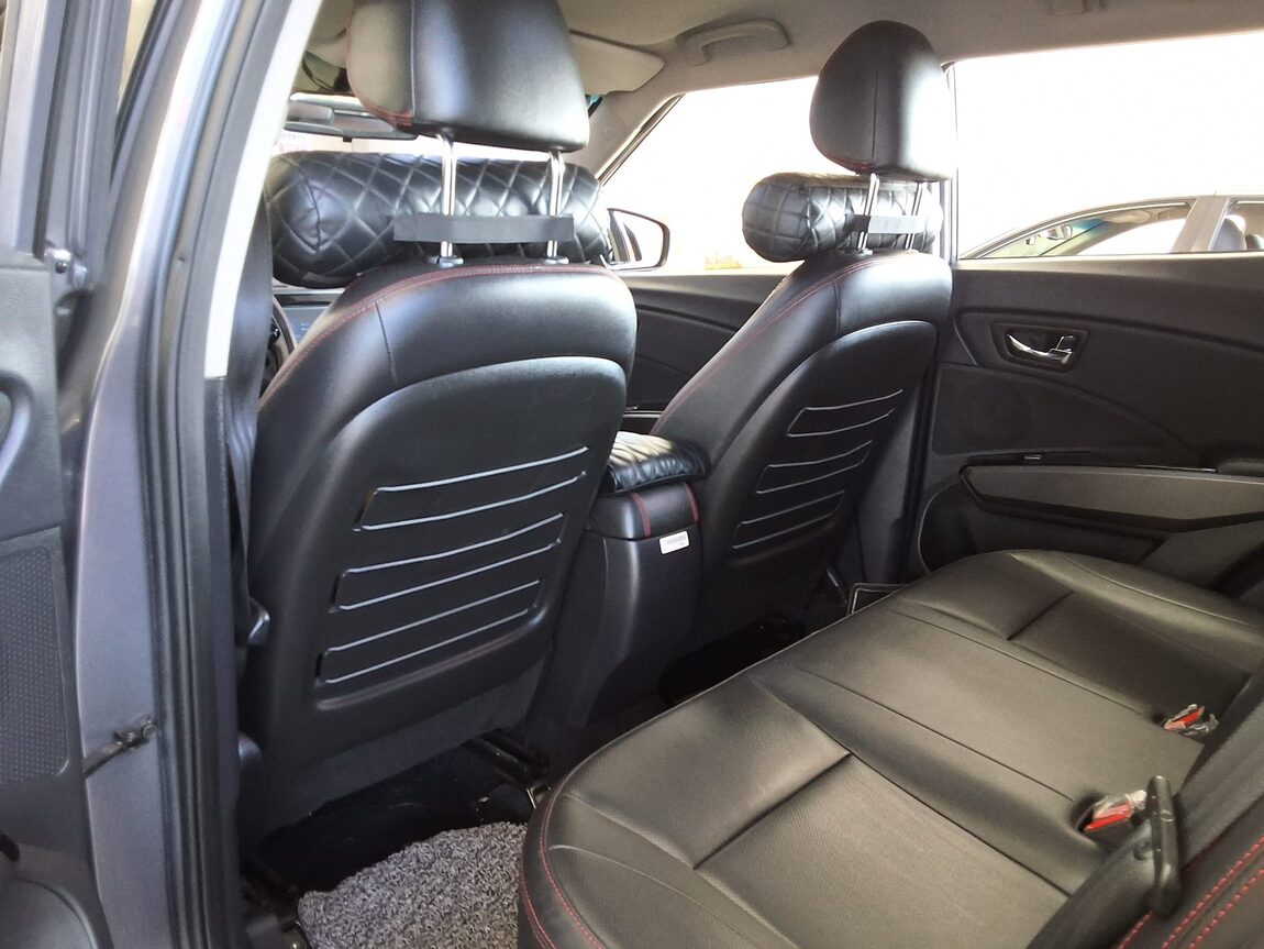 KG MOBILITY (SSANGYONG) TIVOLI AIR DIESEL 2WD IX 2018 - zdjęcie 12