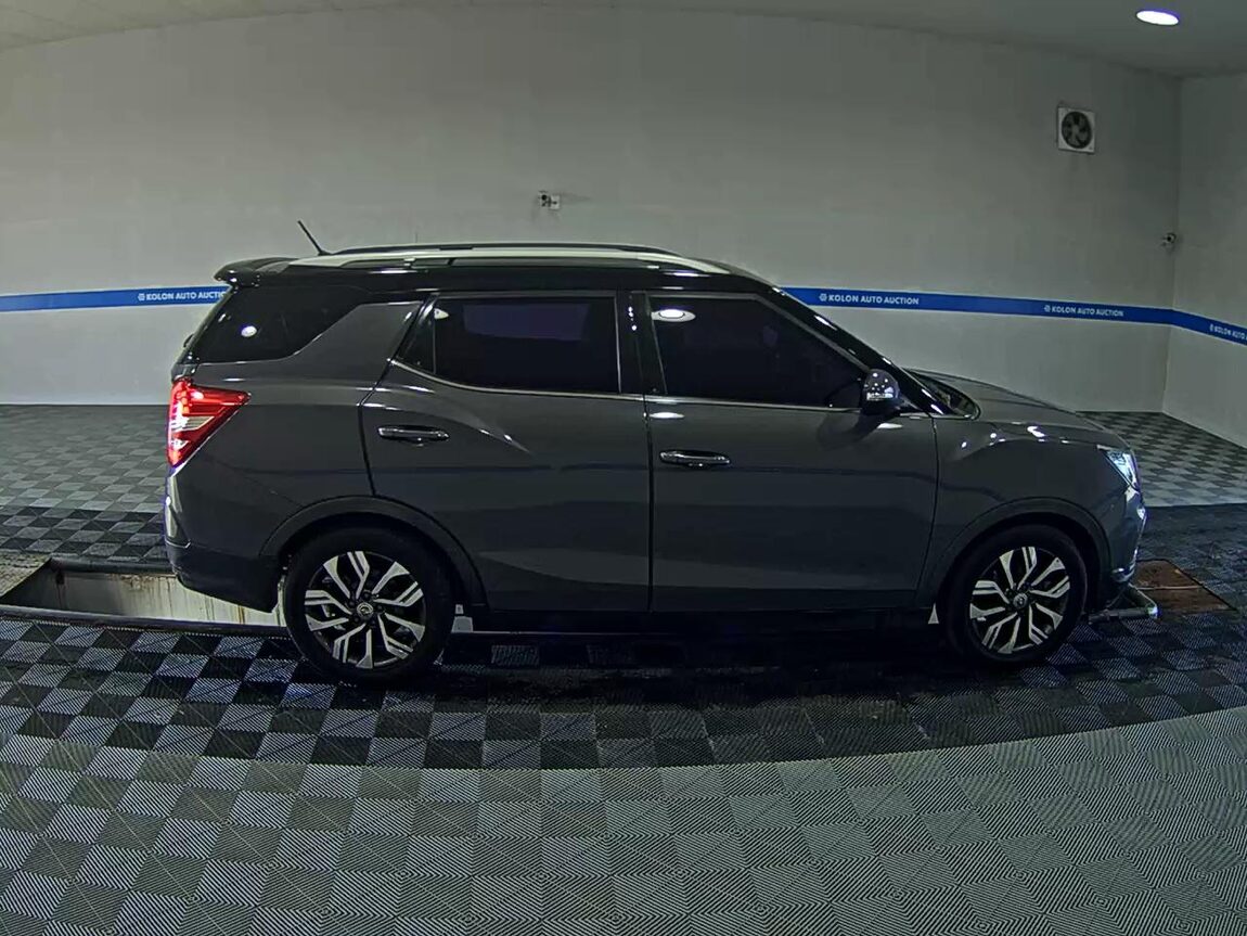 KG MOBILITY (SSANGYONG) TIVOLI AIR DIESEL 2WD IX 2018 - zdjęcie 4