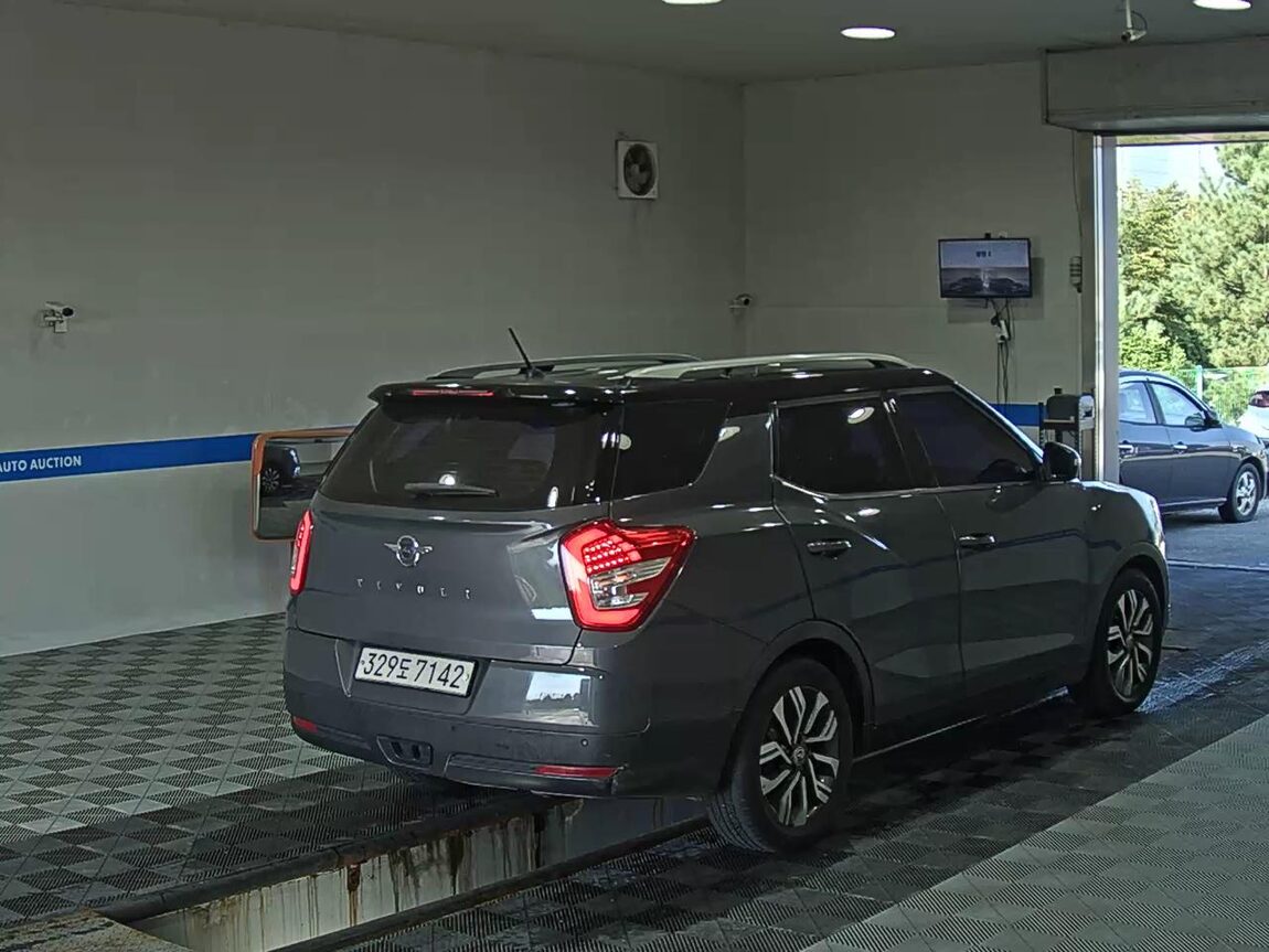KG MOBILITY (SSANGYONG) TIVOLI AIR DIESEL 2WD IX 2018 - zdjęcie 5