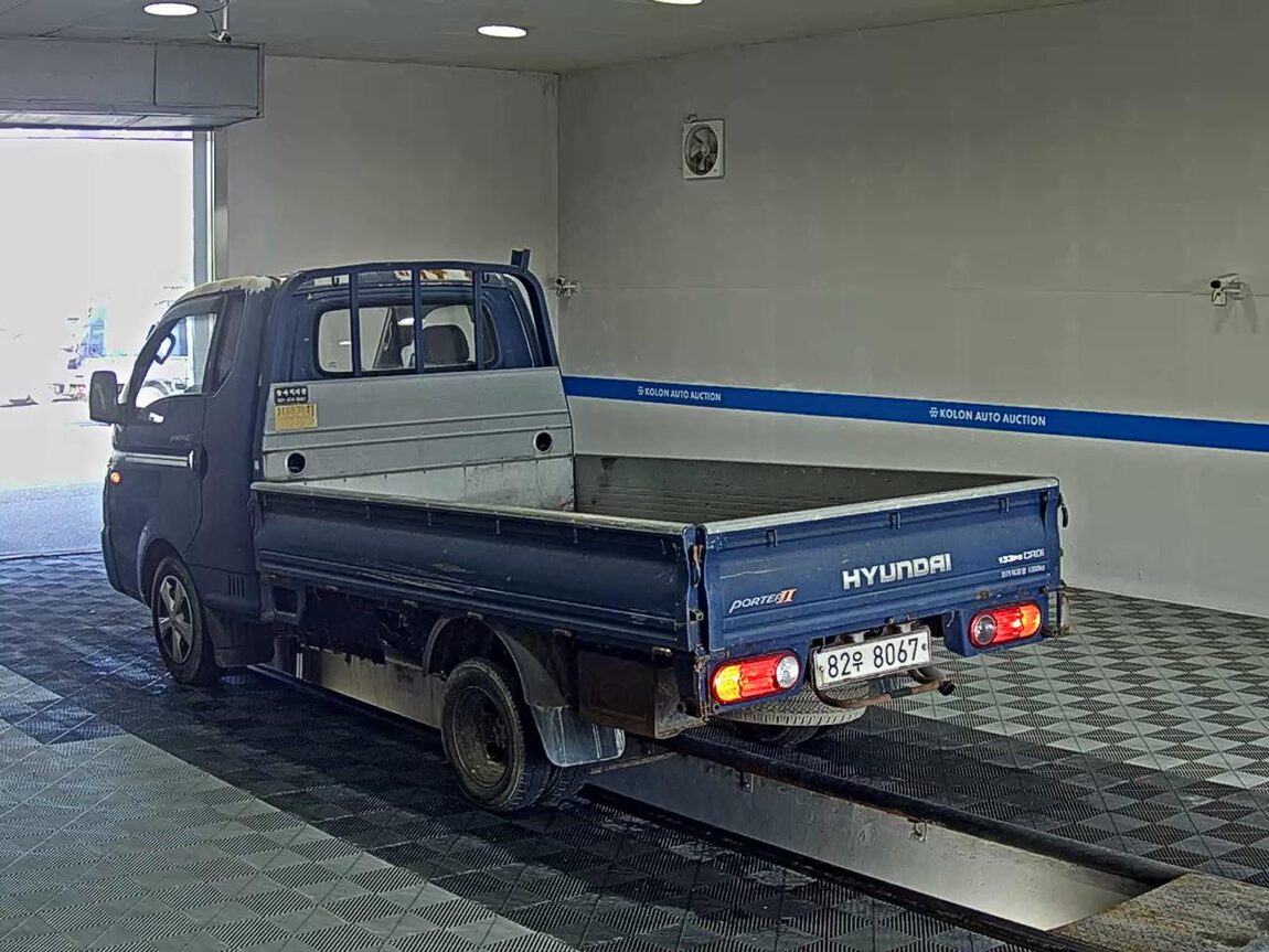 HYUNDAI PORTER II CRDi SUPER CAB EXTRA LONG WHEELBASE PLUS 2014 - zdjęcie 6