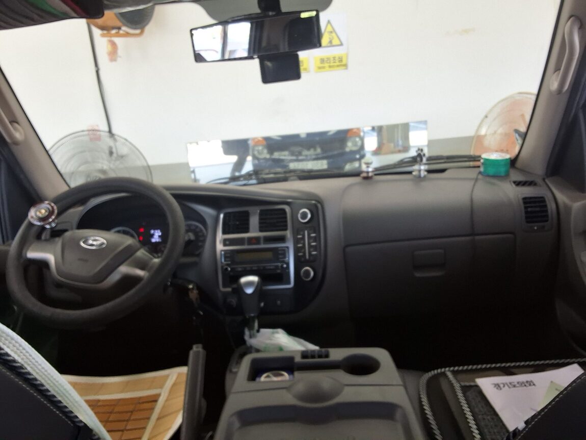 HYUNDAI PORTER II CRDi DOUBLE CAB EXTRA LONG WHEELBASE STYLE 2017 - zdjęcie 12