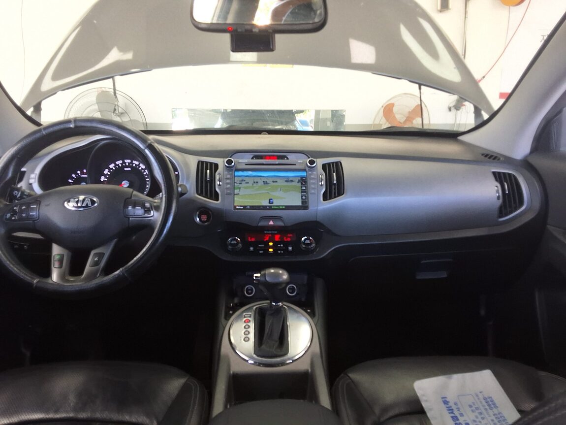 KIA THE NEW SPORTAGE R DIESEL R2.0 2WD PRESTIGE 2016 - zdjęcie 12