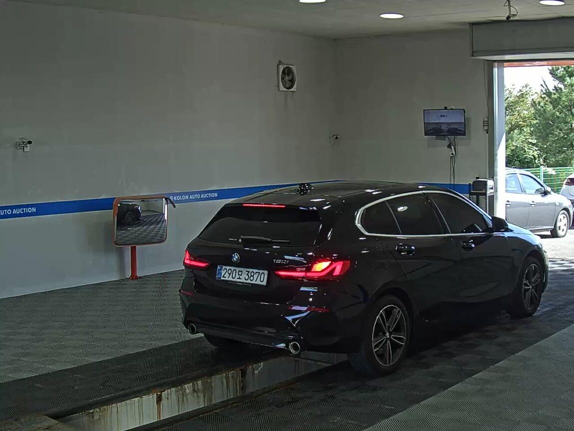 BMW 1 SERIES (3RD GEN) 120i SPORTS 2024 - zdjęcie 5