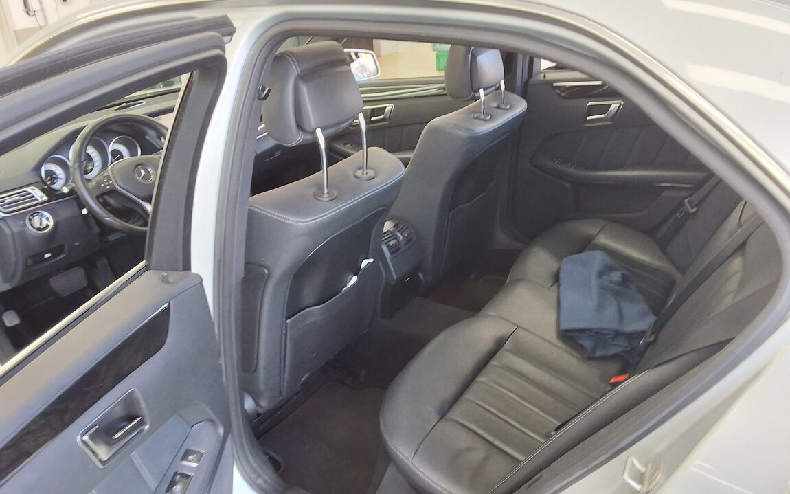 MERCEDES-BENZ E-CLASS (4TH GEN) E300 4MATIC AVANTGARDE 2014 - zdjęcie 12