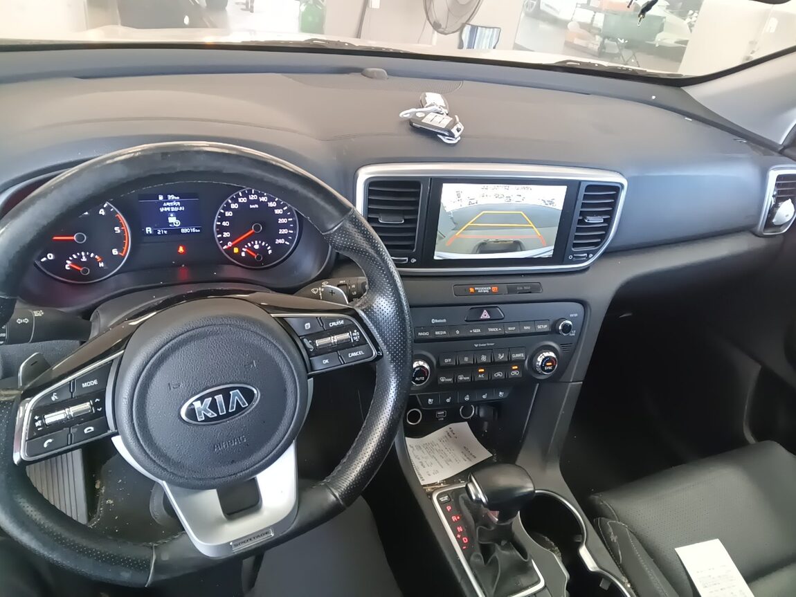KIA SPORTAGE THE BOLD R2.0 DIESEL 2WD PRESTIGE 2019 - zdjęcie 11